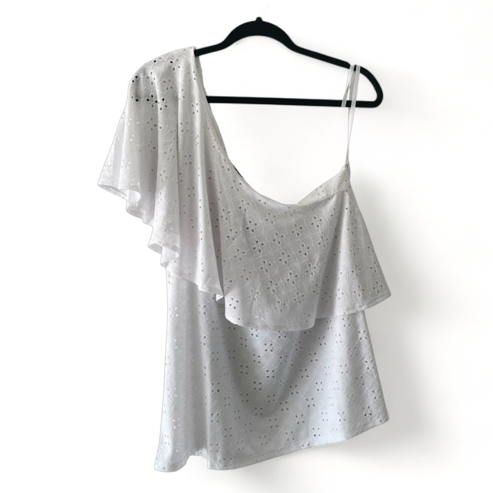 Torrid White One-Shoulder Ruffle Top Women’s Size 2X